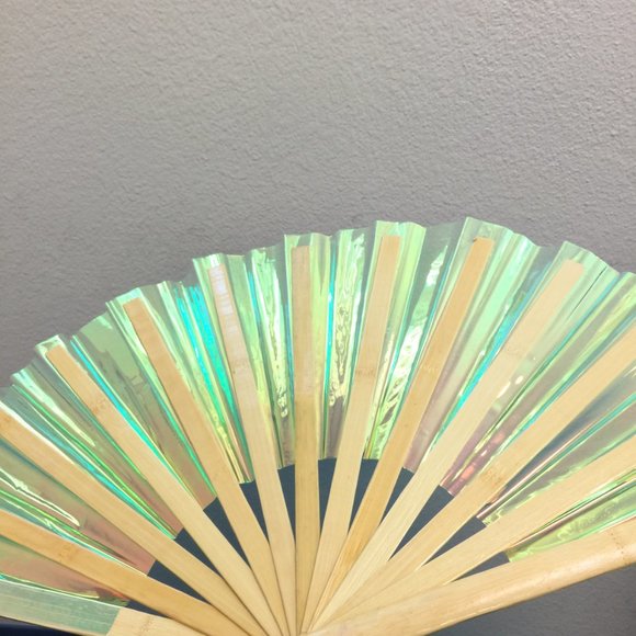 PRE-LOVED LASR - Liquid Shockwave Iridescent Fluid Rave Fan- MISC021 - Picture 5 of 6